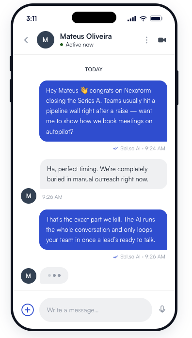 SBL AI reading intent and drafting the right reply in a live conversation